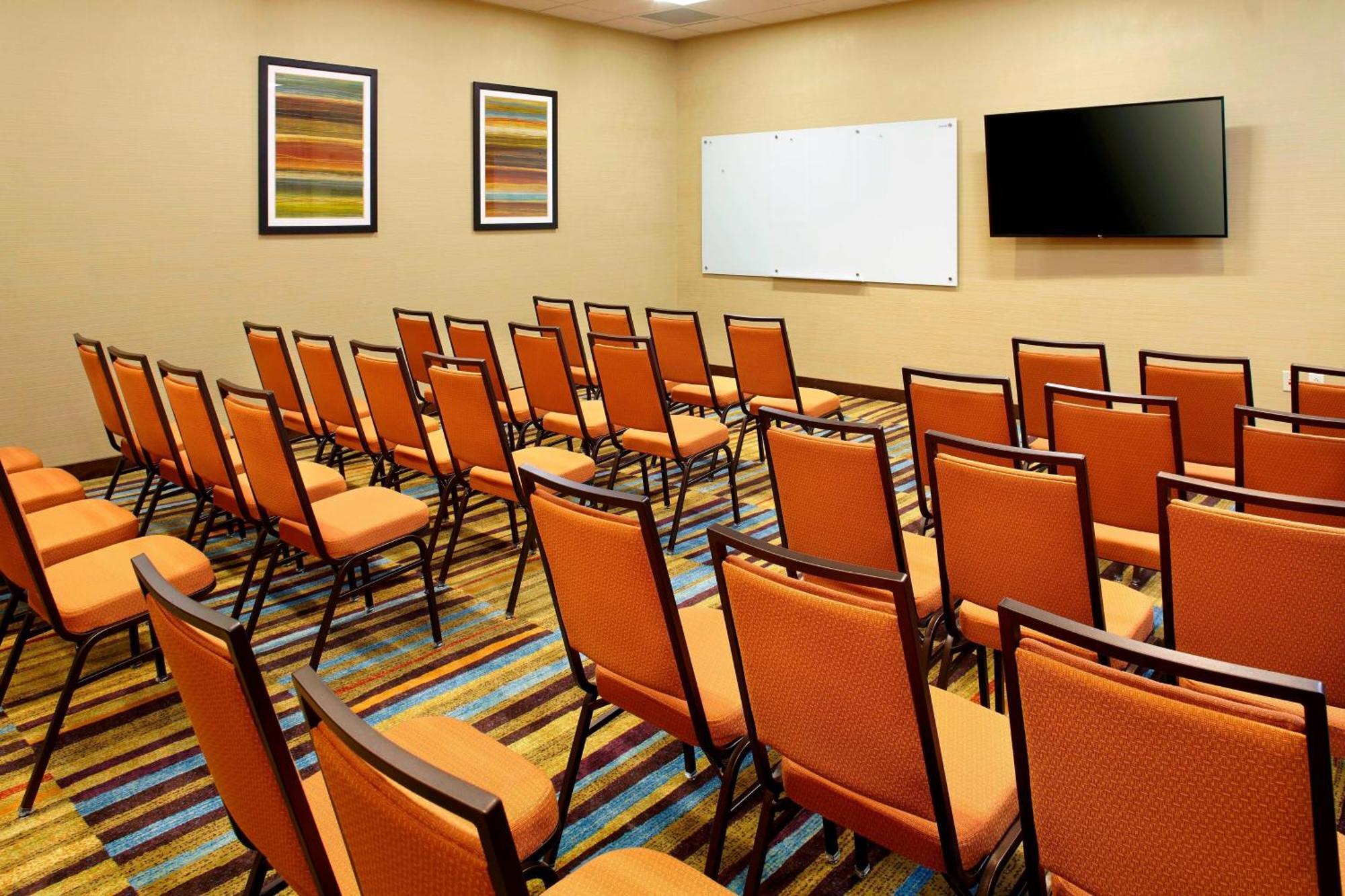 Fairfield By Marriott Inn & Suites Wheeling At The Highlands Triadelphia Exterior foto